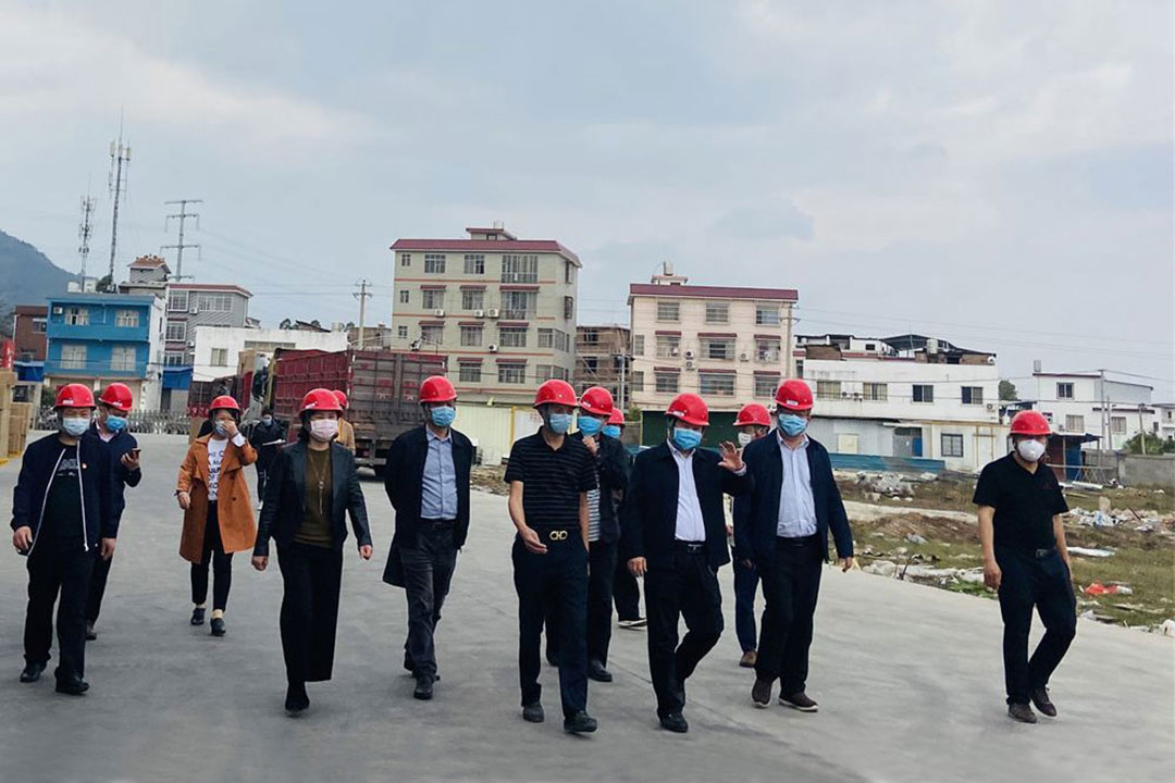 市(shi)紀委書(shu)記古國(guo)章一行(hang)莅臨桂(gui)林礦機(ji)走訪調(diao)研